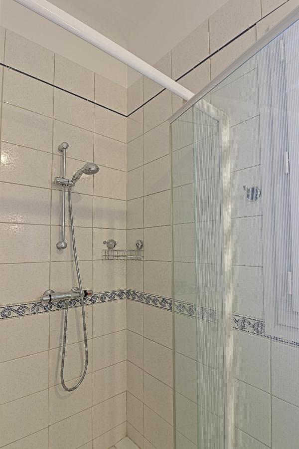 Le Family Lodge 2 Chambres 4 Personnes Classe 3 Etoiles Άννεσι Εξωτερικό φωτογραφία
